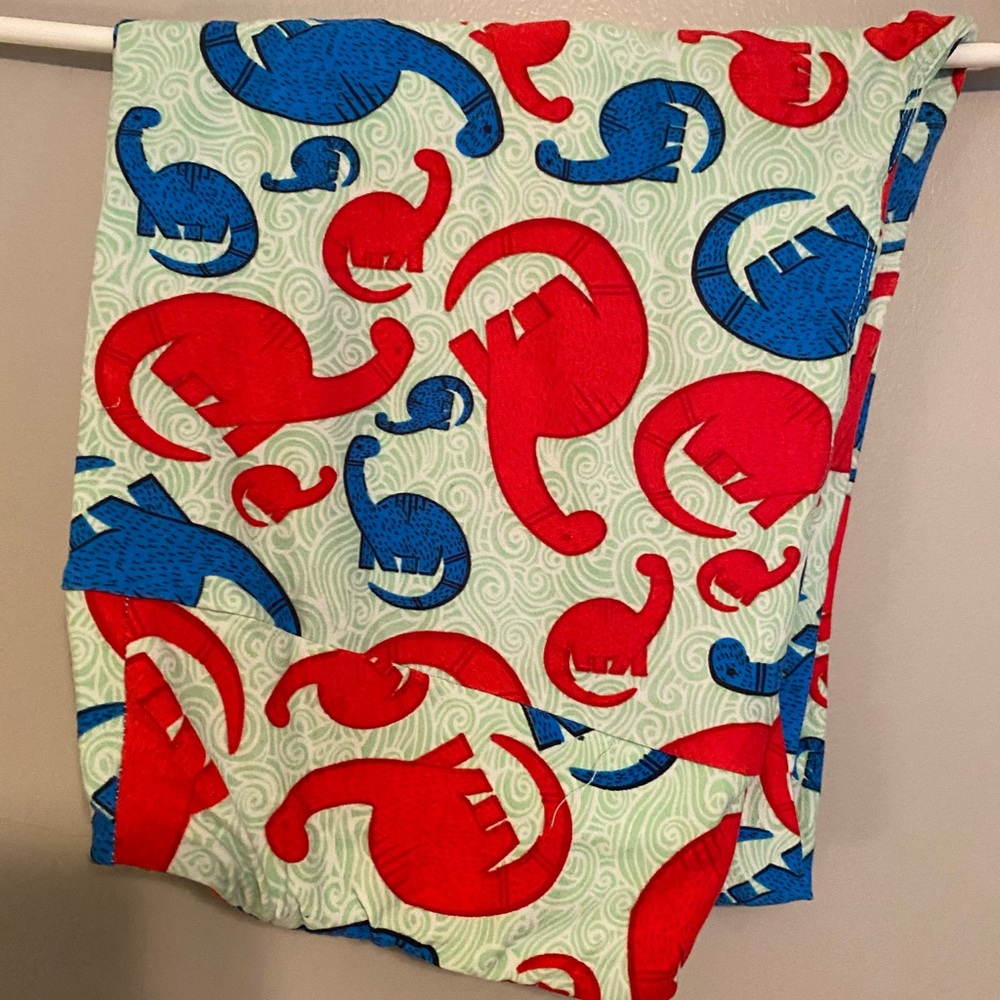 Llr tc Dino leggings euc